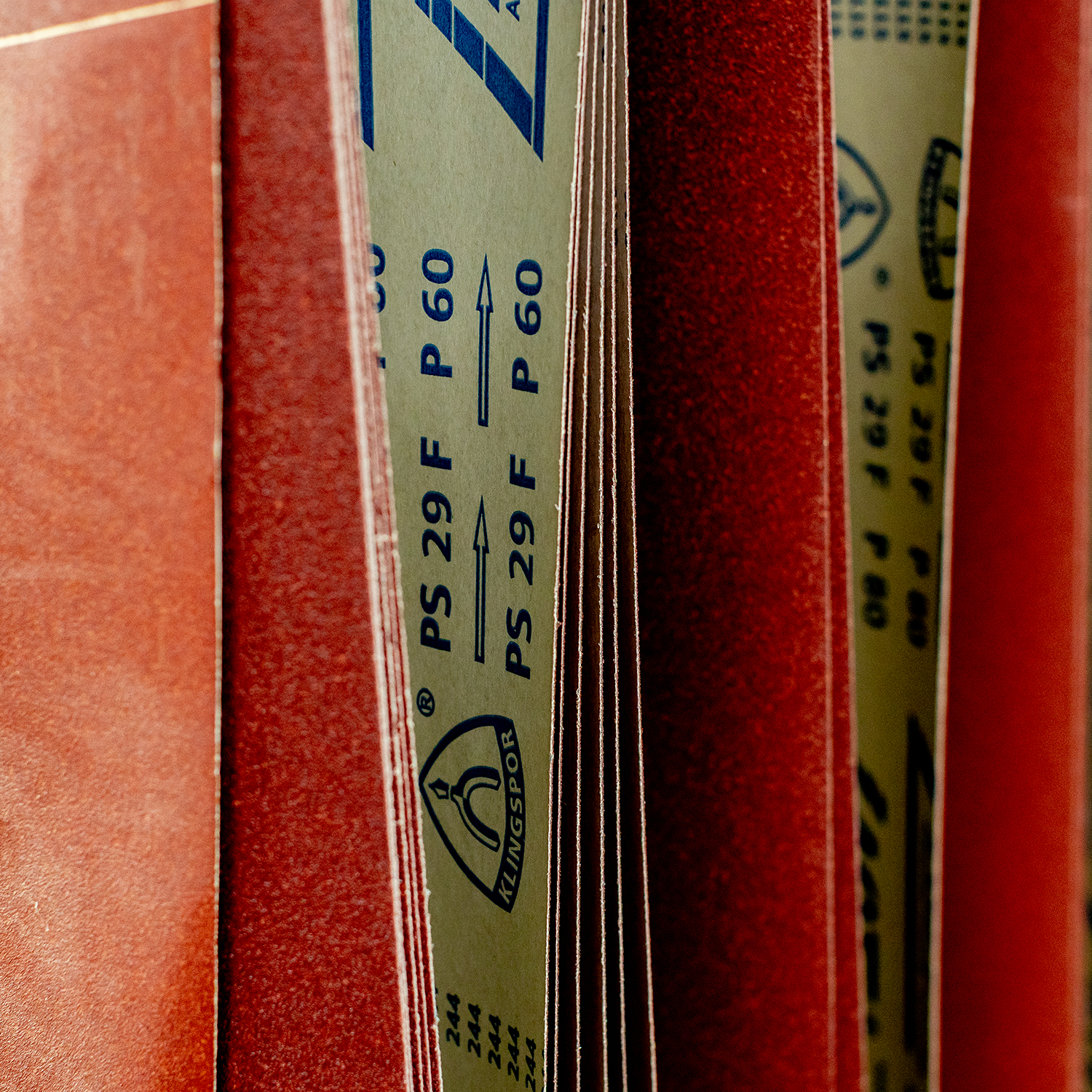 fuchs treppen holztreppe schleifpapier werkstatt detail