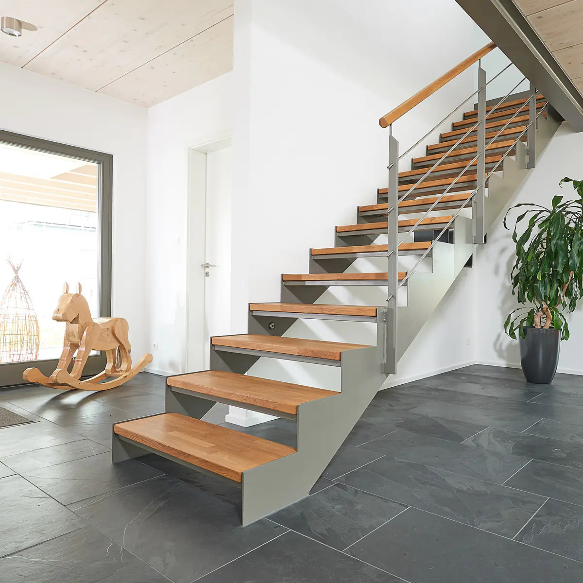 fuchs treppen flachstahltreppe abgetreppt eiche kv geoelt atlanta