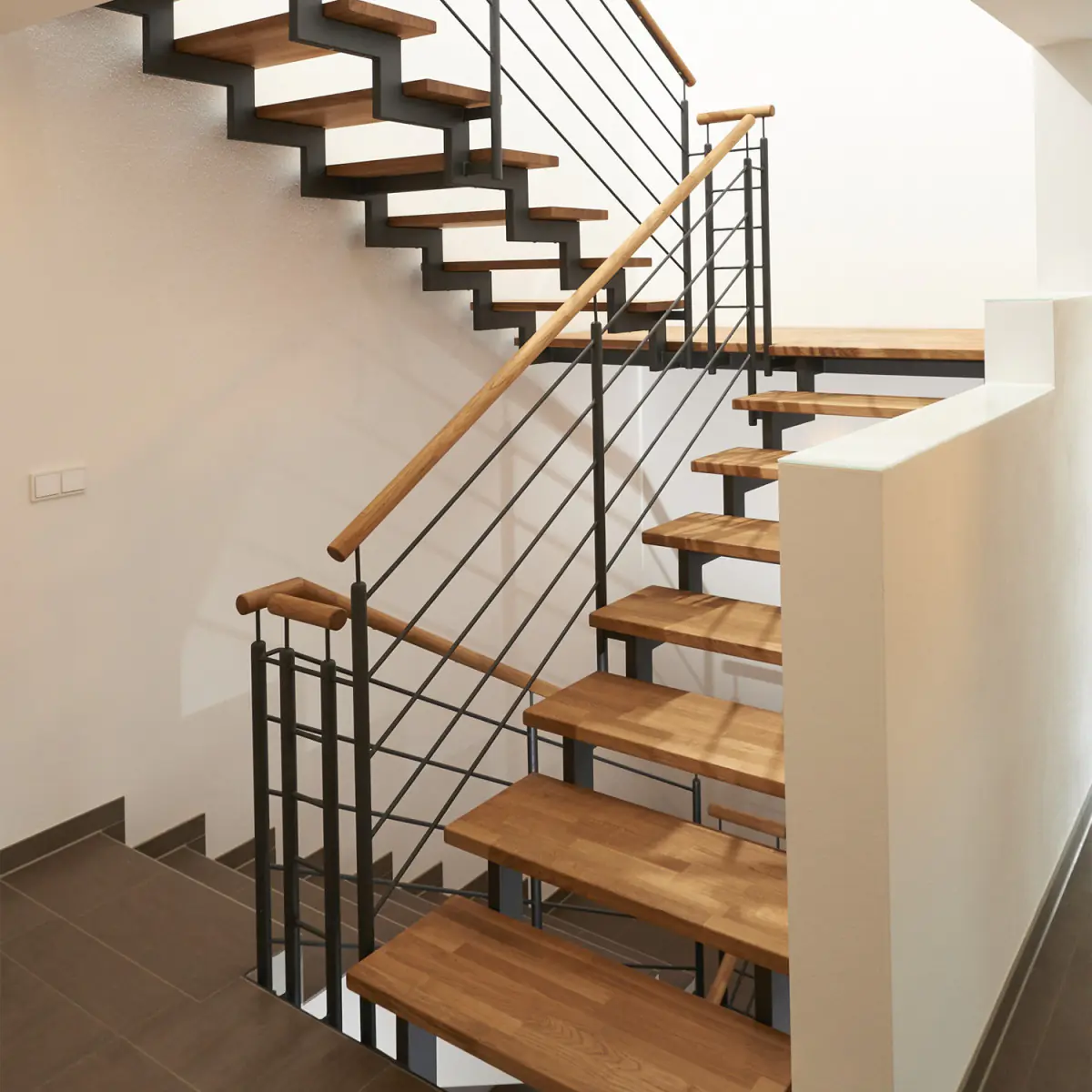 fuchs treppen zweiholmtreppe podest eiche kv lackiert denver