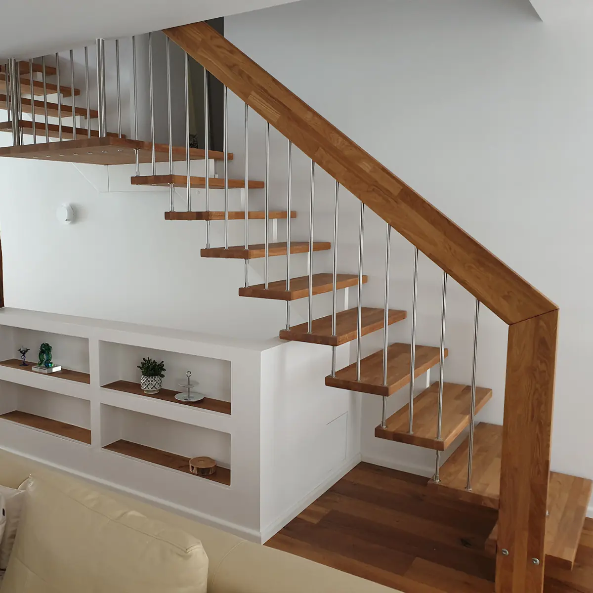 fuchs treppen freigetragene treppe casa uno eiche geoelt lackiert