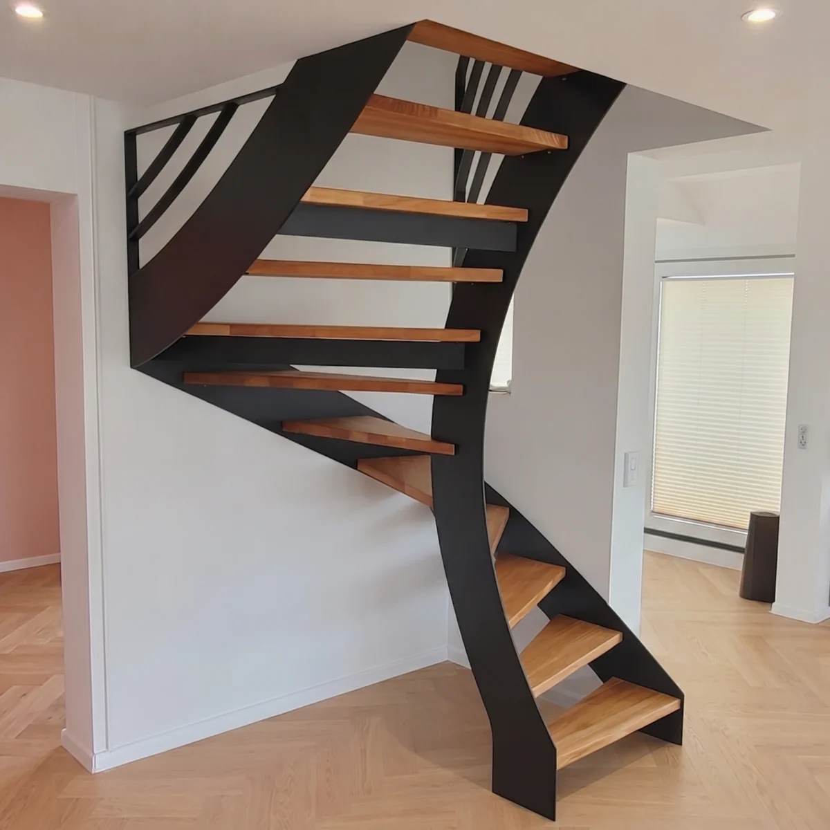 fuchs treppen flachstahltreppe mit gebogener mittelwange eiche blockverleimt gelaender typ chicago waagrecht