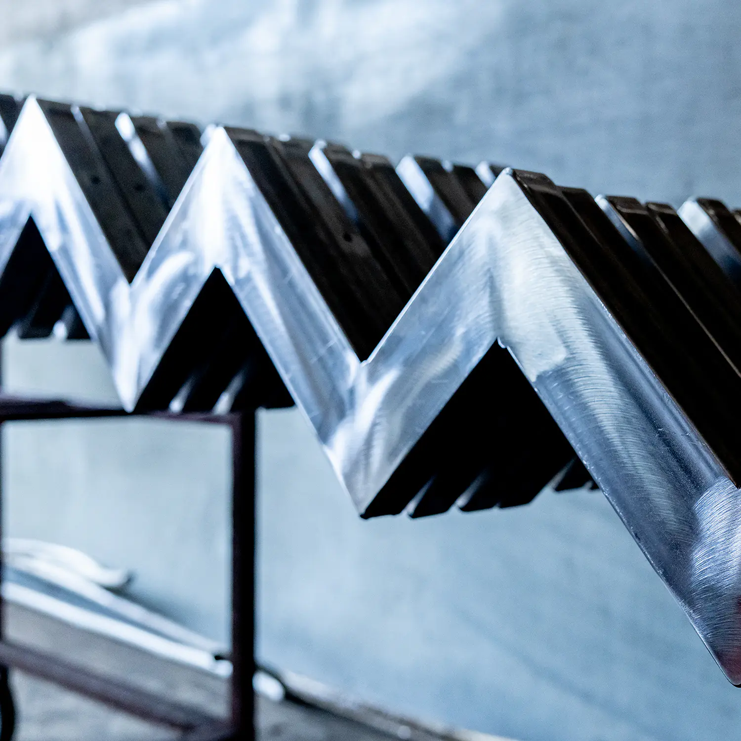 fuchs treppen stahlbau stahlwangen geschliffen reihe detail